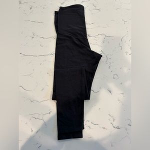 Beyond Yoga (Beyond the Bump) Spacedye Midi Maternity Leggings (M), black